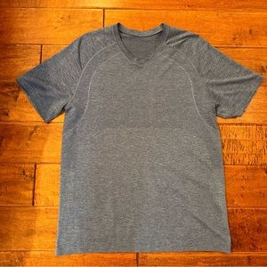 Gray Men's Lululemon T-Shirt